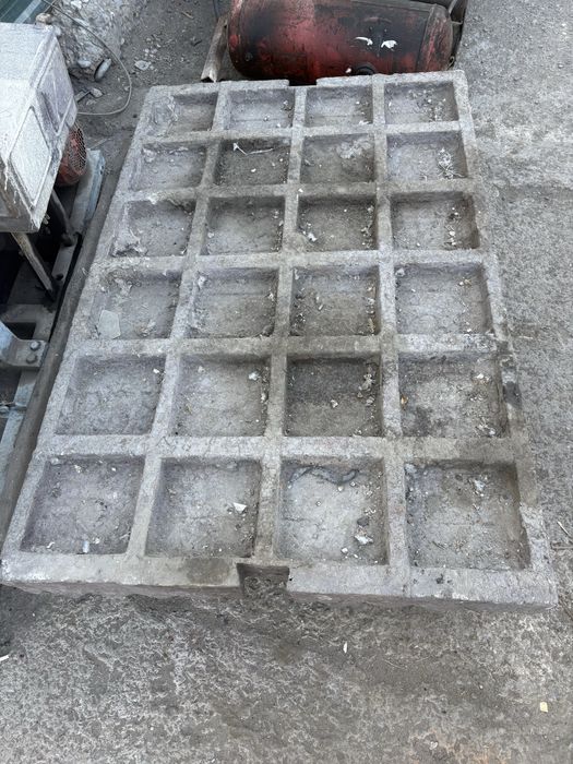 Плита для дробилки