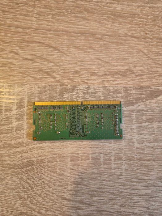 Stick de ram 4gb ddr3 conditie perfecta