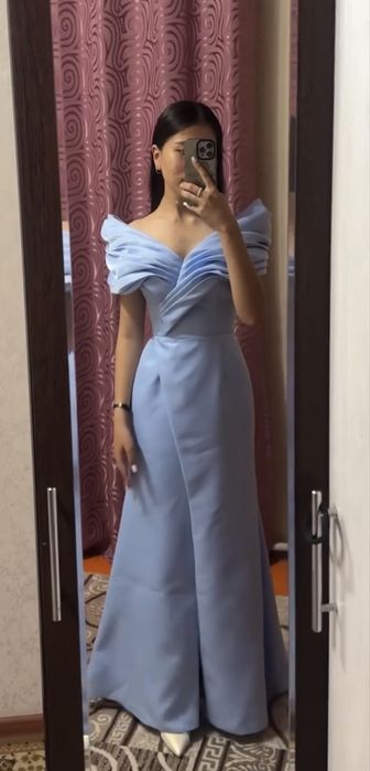 Вечернее платьее