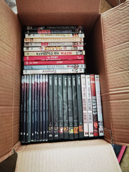 Лот двд и аудио дискове cd r