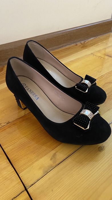 Черные туфли