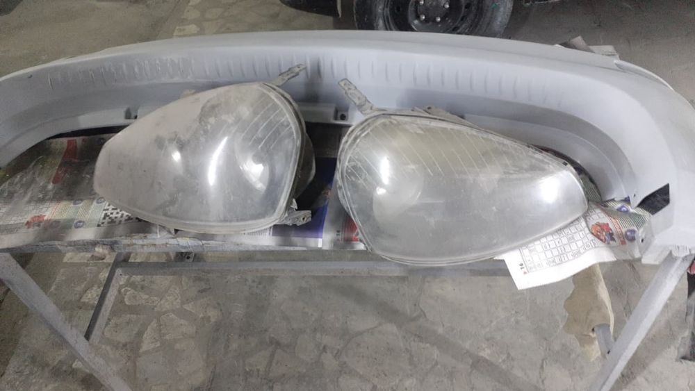 Фары на приору.