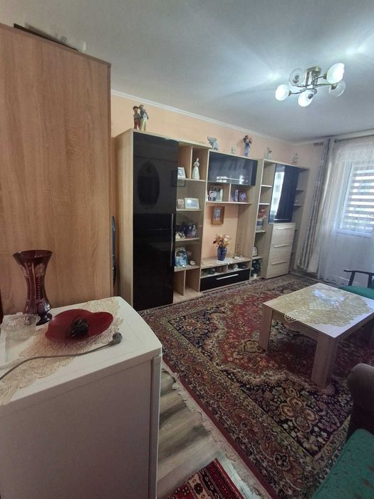 Apartament 2 camere decomandat langa Sf.Inviere