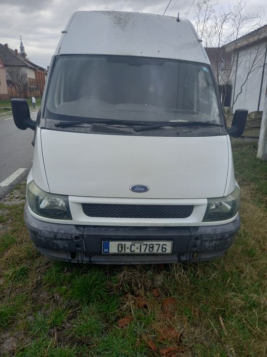 Dezmembrez sau vând