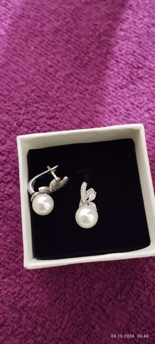 Kumush komplekt sotiladi