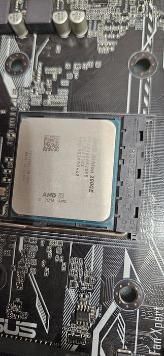 Дъно A320M-K prime + процесор athlon 200ge + рам 2х4гб