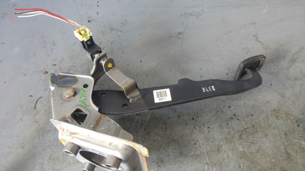 pedala frana 2.0 crdi d4ea 4x4 hyundai tucson 2004-2010 euro 4 93810-3k000