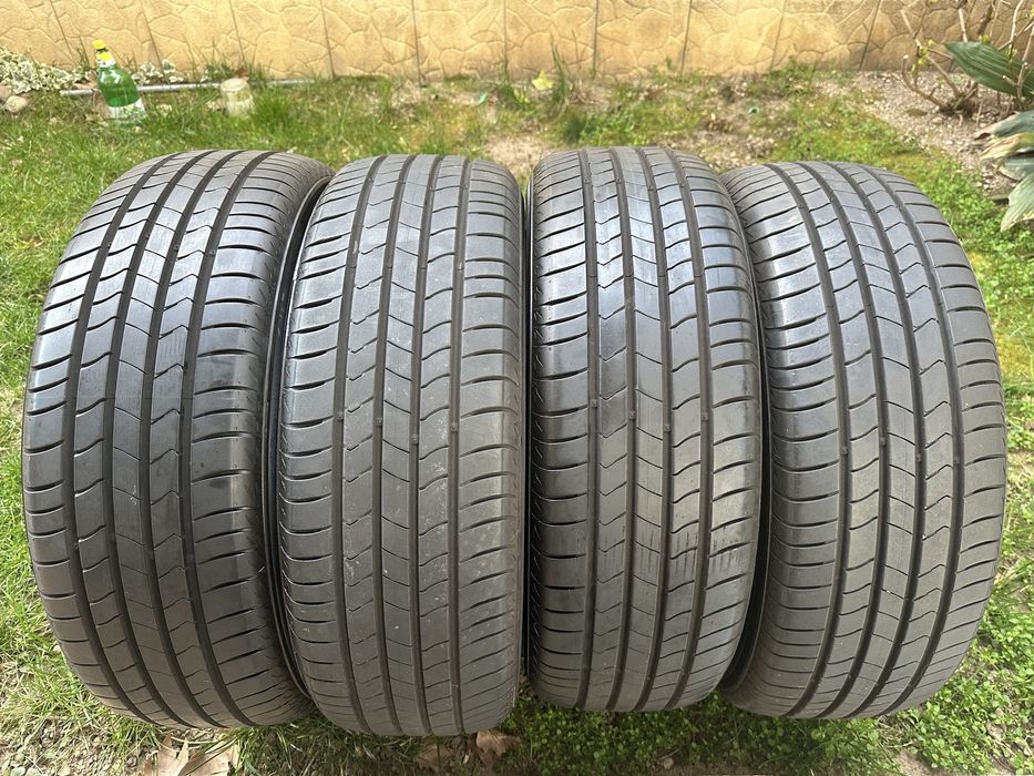 215/60/17 KUMHO ecsta HS51