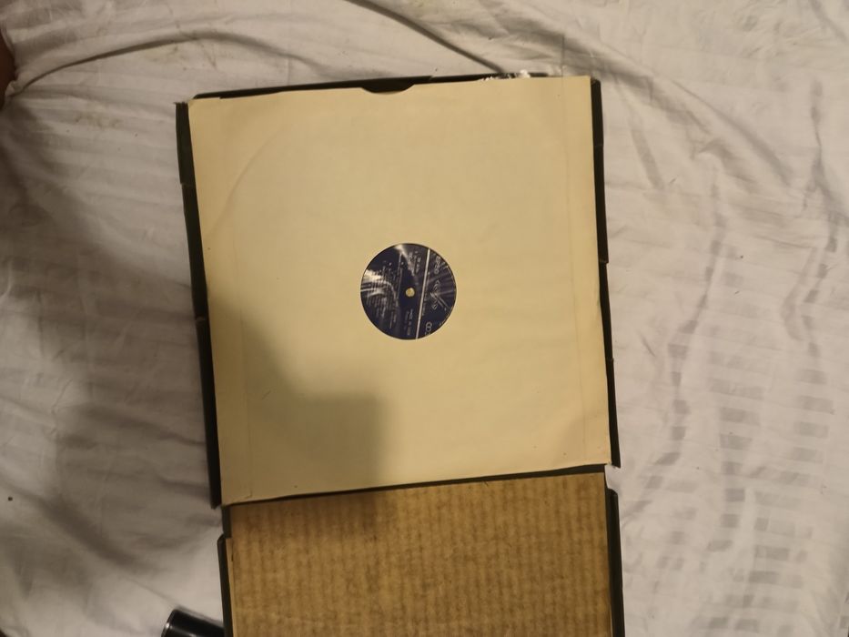 Disc de vinilin foarte vechi ani 70 pentru colectionari