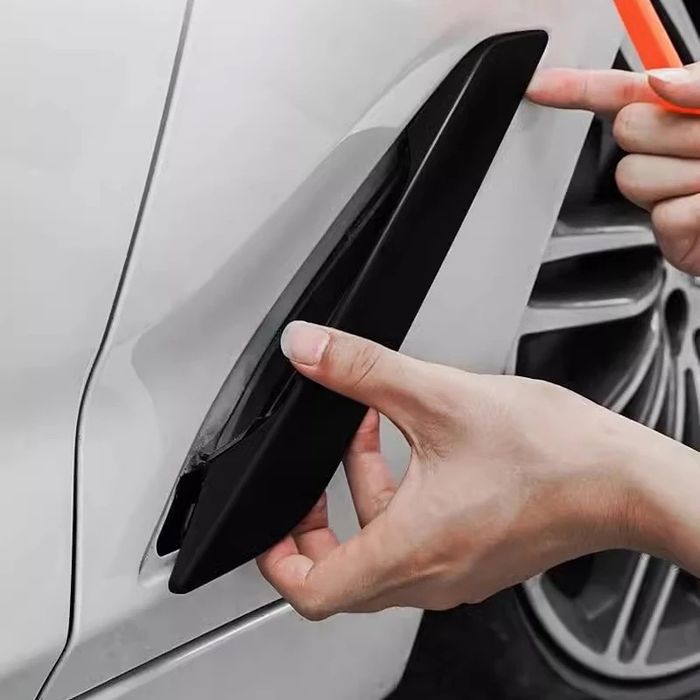 Ornament trim masca aripa nergu lucios piano black Bmw Seria 5 G30 G31