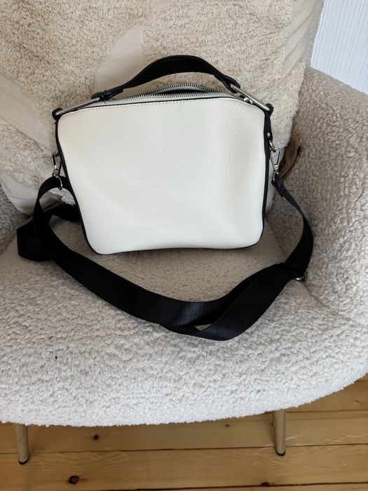 Чисто нова чанта