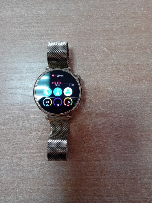 Смарт часовник..