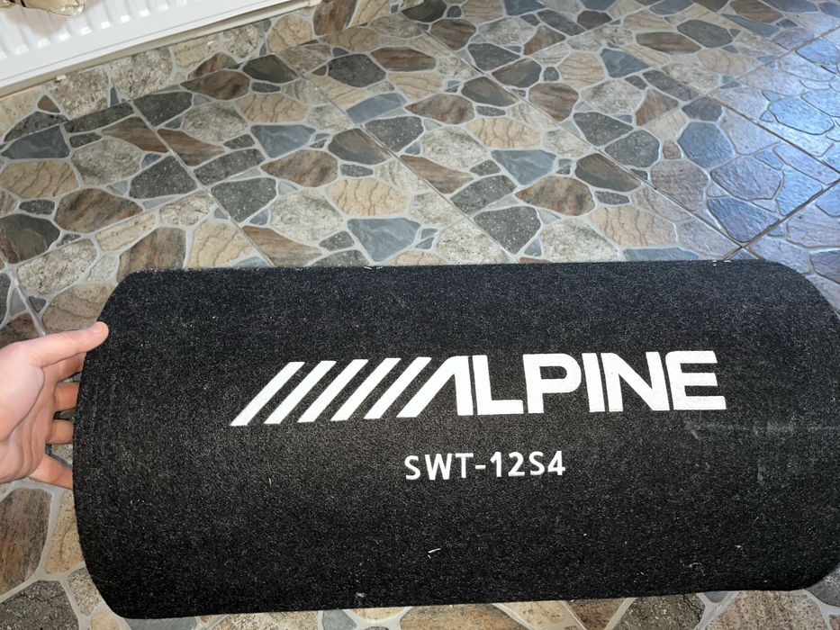 Subwoofer Alpine 300 w rms