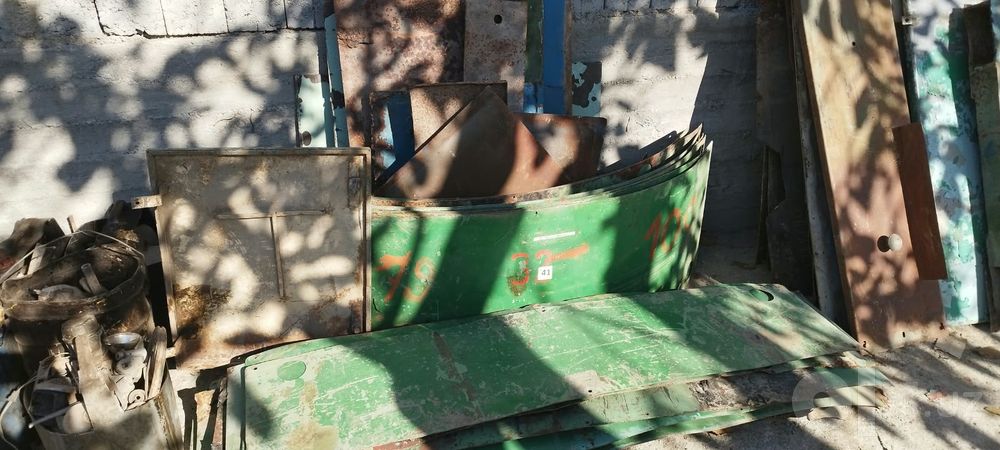 Разный металл, трубы, листы, детали и оборудование