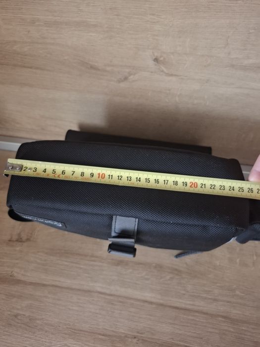 Нова фото чанта 25×18×8 см