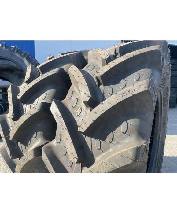 380/70 r20 bkt agrimax rt765 132a8/b tl 3807020  Cauciucuri tractor, Fiat, Case, Fendt, John Deere, New Holland, Massey Ferguson, UTB   Cauciucuri tra