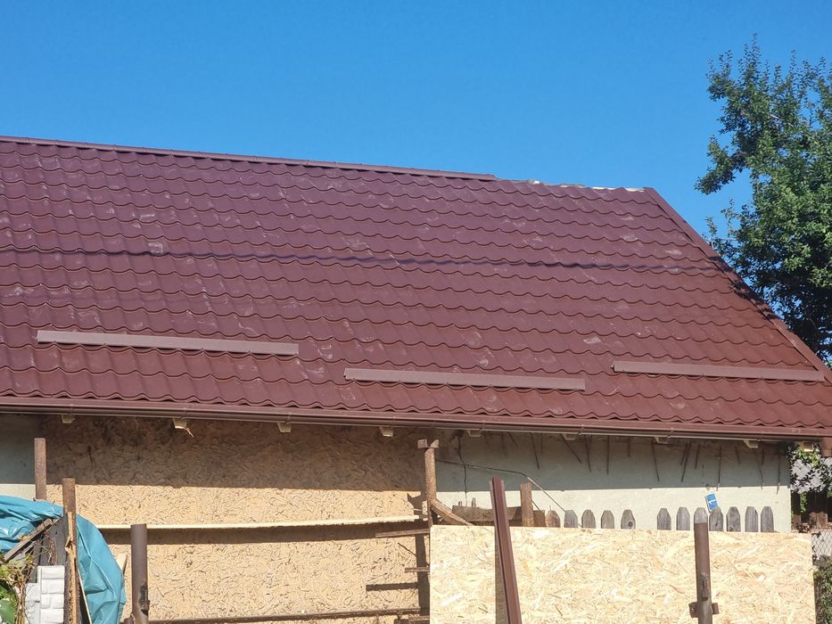 Montaj acoperis tigla metalica-reparatii acoperis tigla ceramica-mon