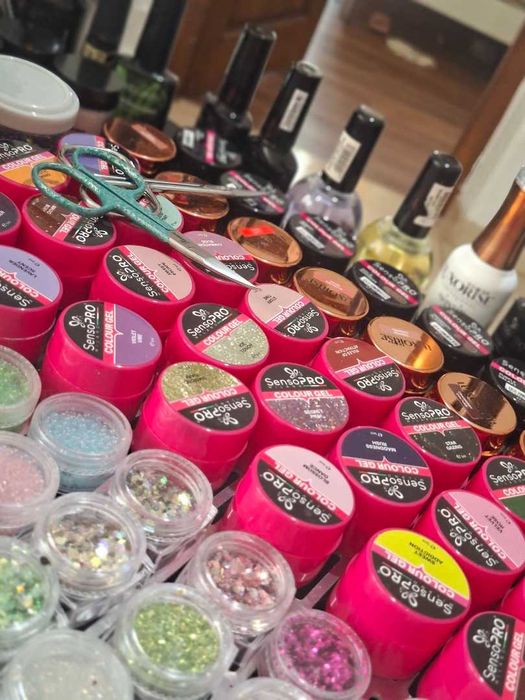 SET COMPLET MANICHIURĂ / NAIL TECH – ideal pentru începătoare sau salon