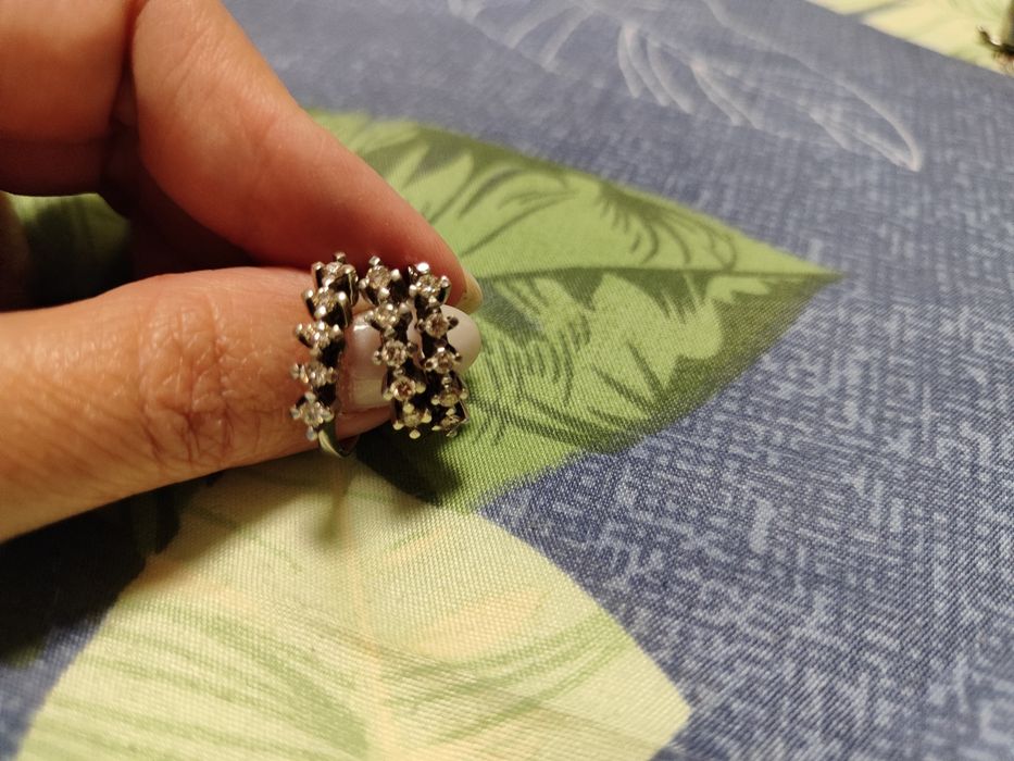 Золотой комплект с бриллиантами 585