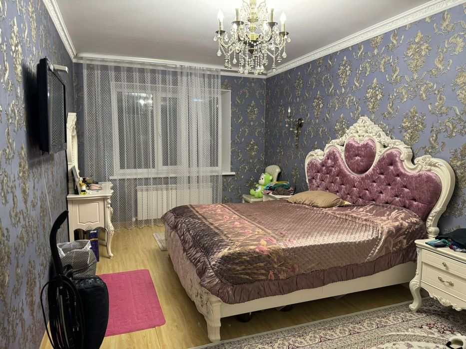 Продам 4-х комнатную квартиру