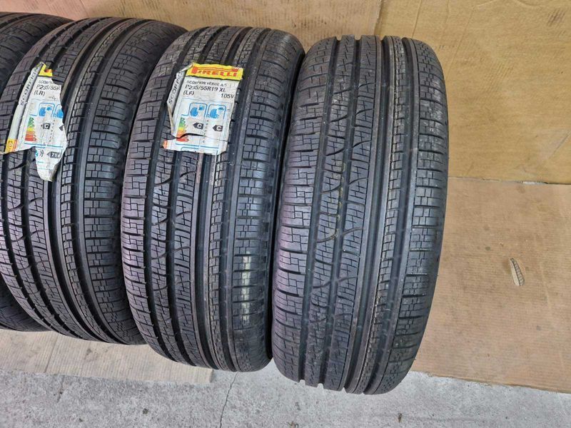 4 Pirelli R19 235/55 XL
нови летни гуми DOT1717
