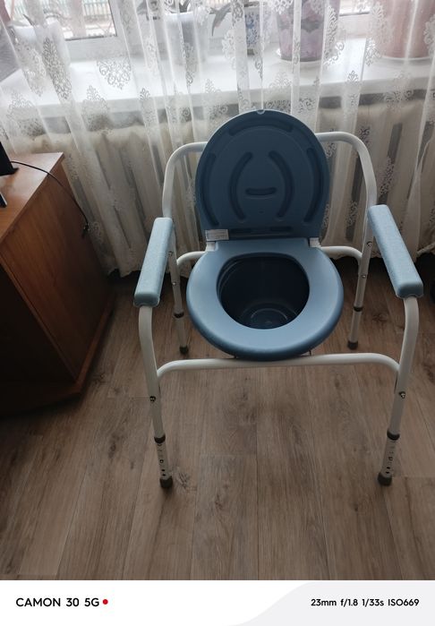 Кресло  - туалет