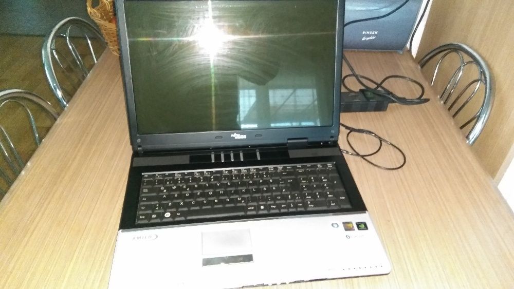 Laptop ieftin pentru piese