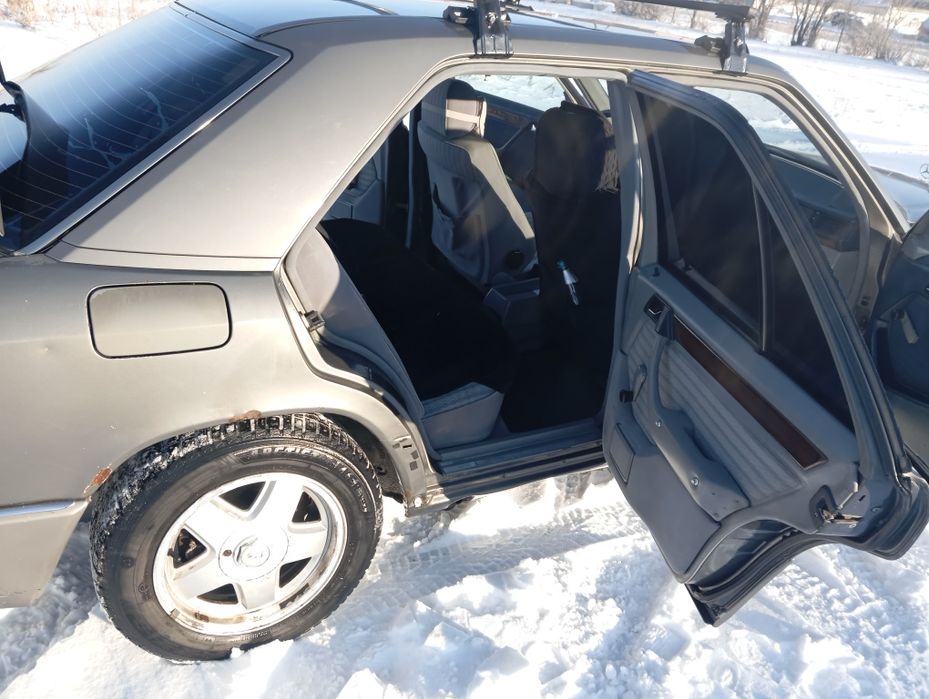 Мерседес 230 продам!