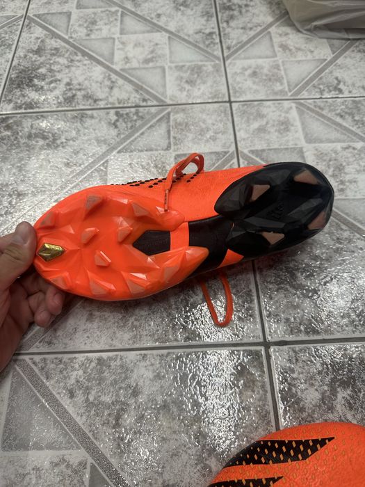 Бутонки Adidas Predator
