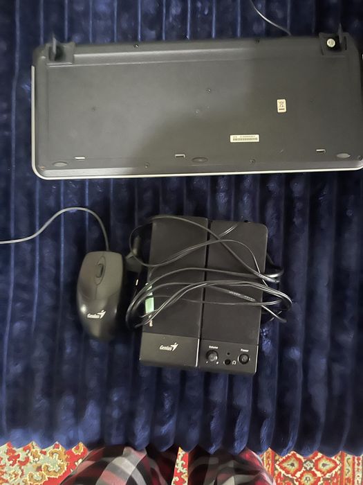 Продаю Genius, Колонки, клавиатура и мышь