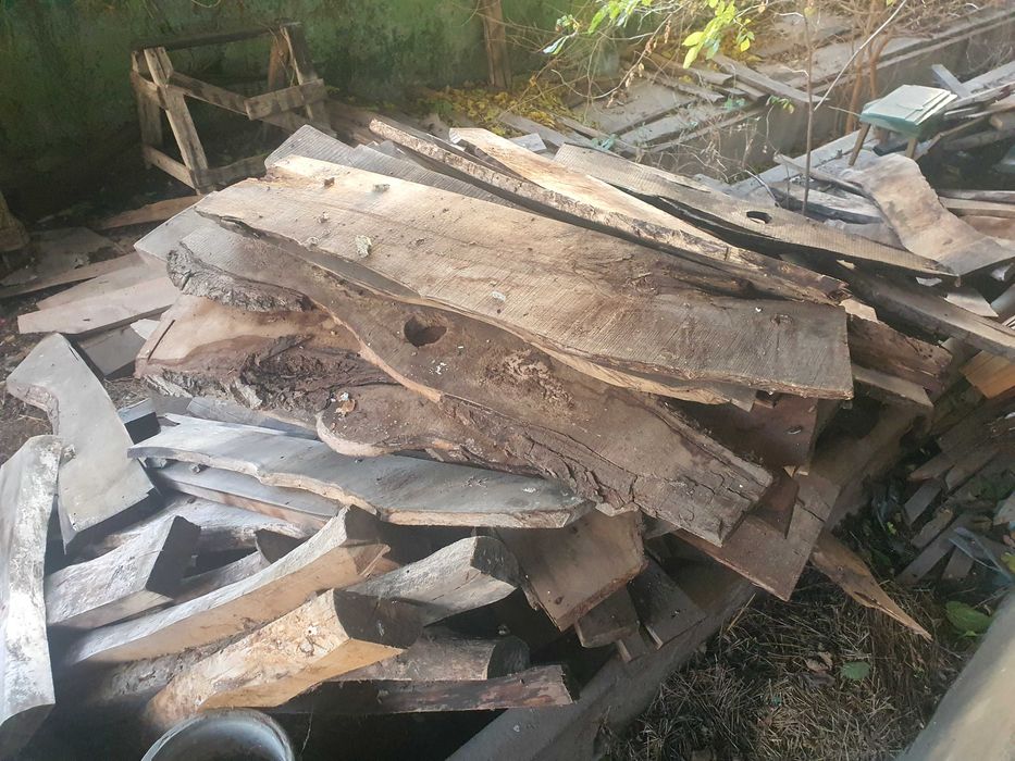 Дървен материал орех