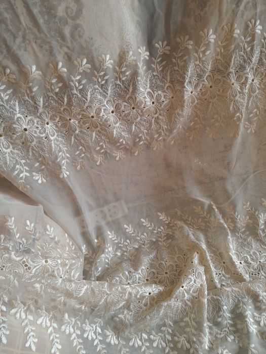 Продам тюль в отличном состоянии