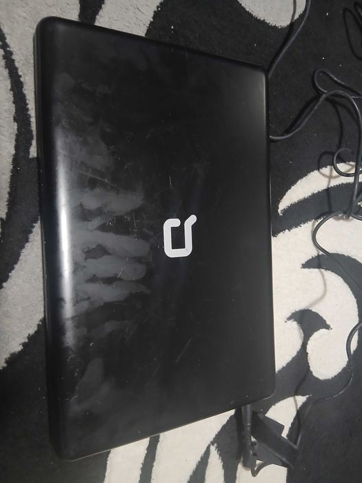 Laptop Compaq Presario CQ57