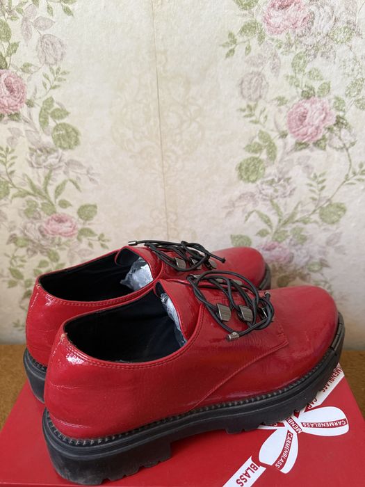 Продам ботинки демисезонные