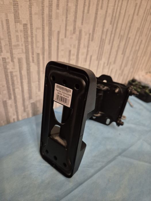 Кронштейн для телевизора