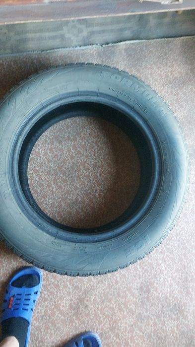 Продам зимний летний шину