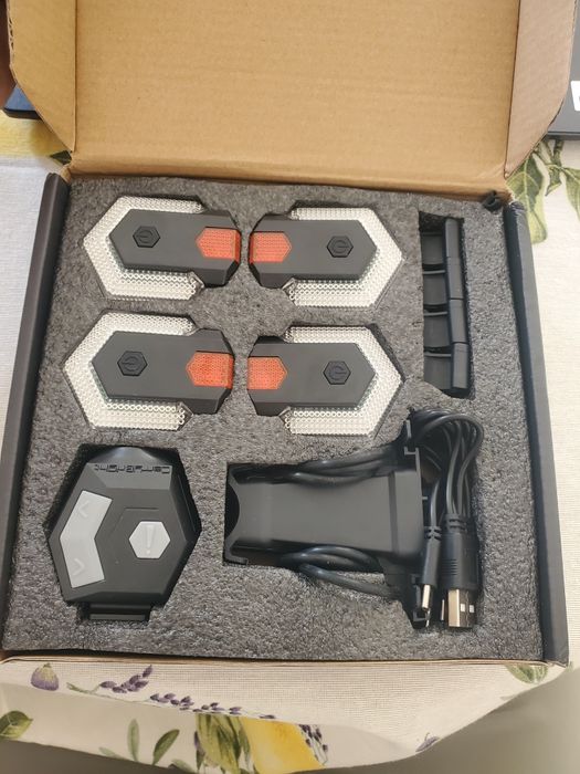 Semnalizari Bluetooth CarryBright CBX4