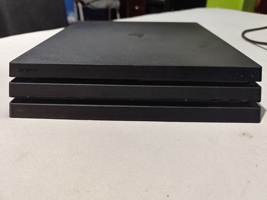 Playstation 4 ,maneta,jocuri cadou