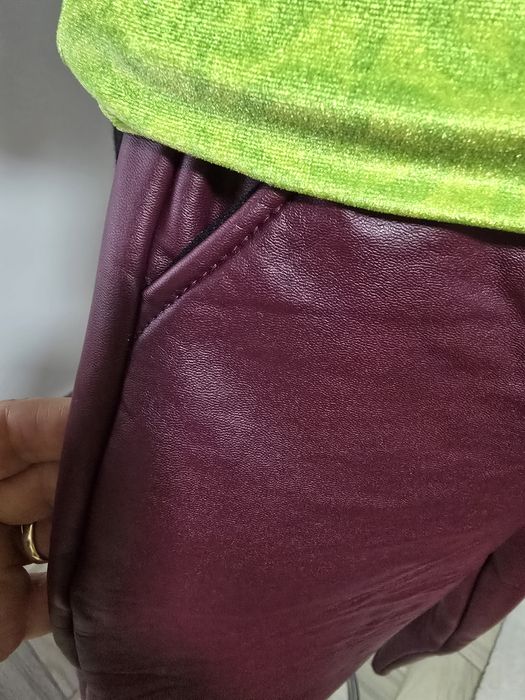 Colanti magenta, cu buzunare, model vatuit pe interior