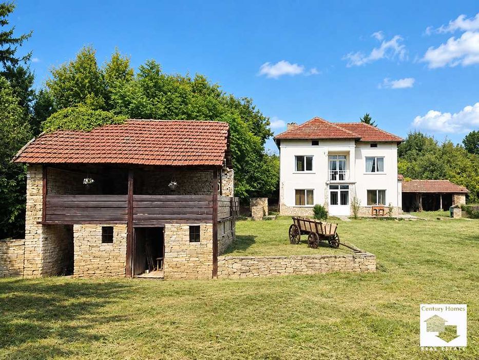 Продава се Къща в с. Горна Липница, Област Велико Търново - 120 кв.м за 709 €/кв.м - Снимка #1