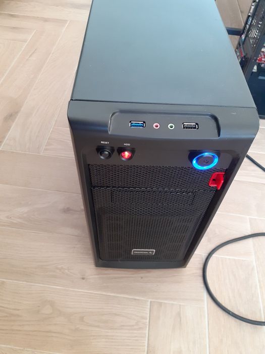 Vând Amd FX 6100 6 procesoare(nuclee)