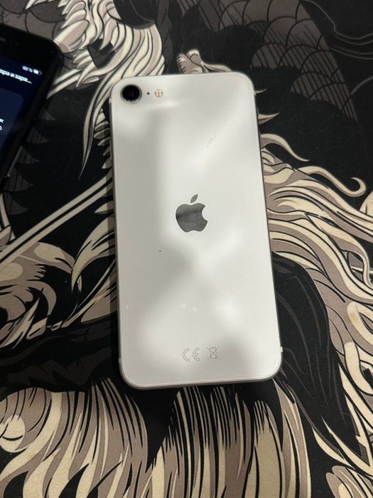 Продам iphone se 2022/2020
