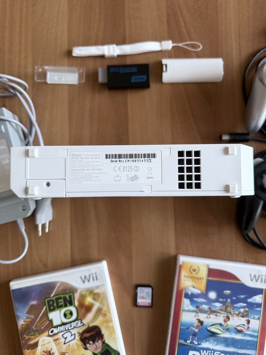 Nintendo Wii 128GB cu controllere gamecube