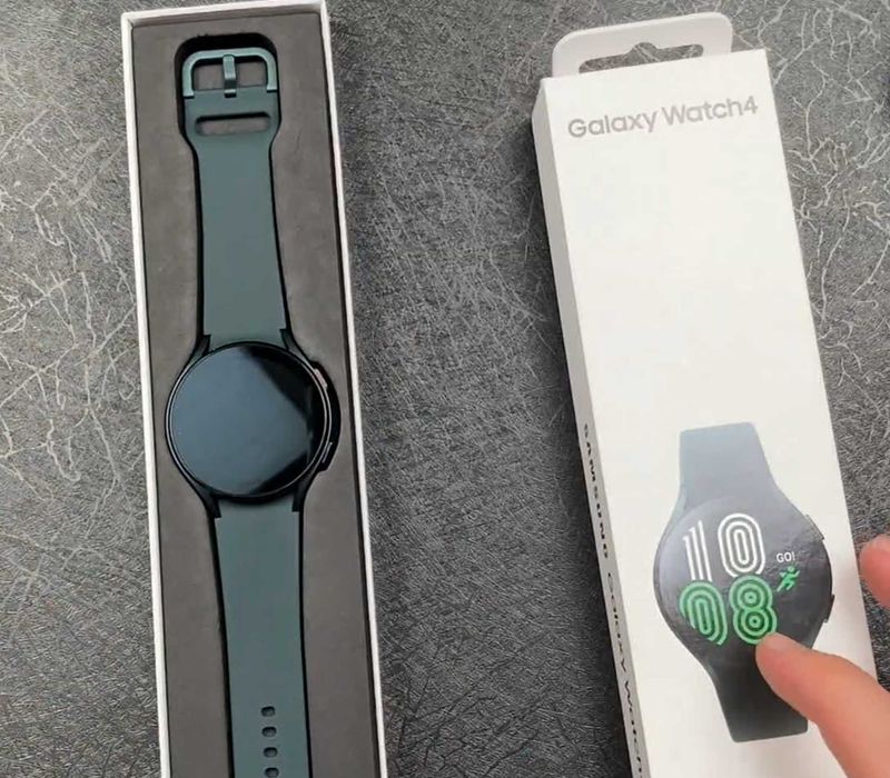 Samsung Galaxy Watch4 44mm LTE Green, la cutie!