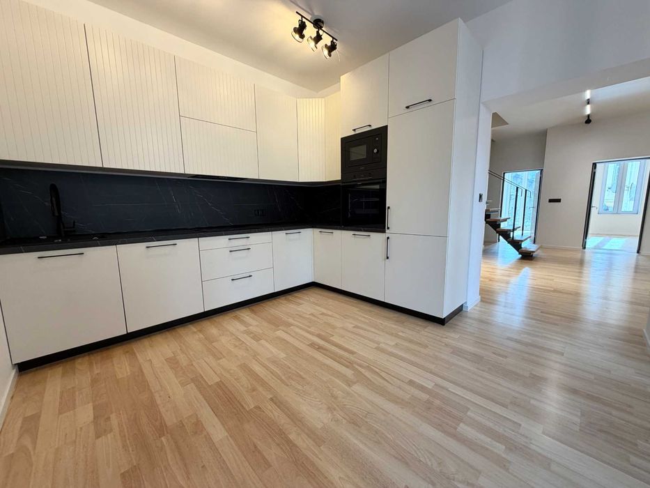 Продава се Мезонет в София, Център - 183 кв.м за 2897 €/кв.м - Снимка #6