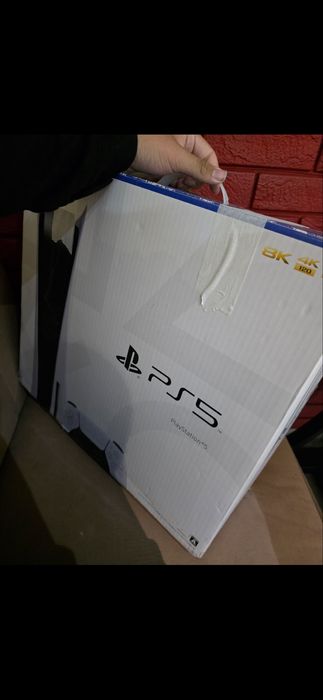 Playstation 5 отлитчном состоянии