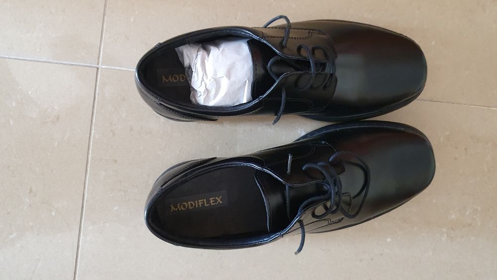 Pantofi din piele pentru barbati