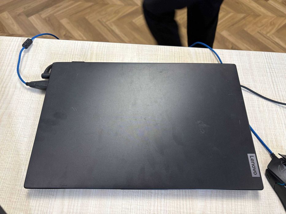 Ноутбук lenovo 82TT