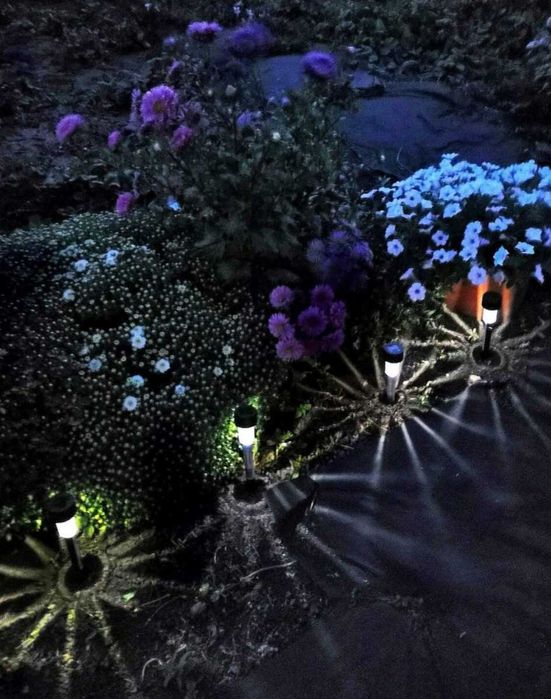 Светильник на солнечной батарее