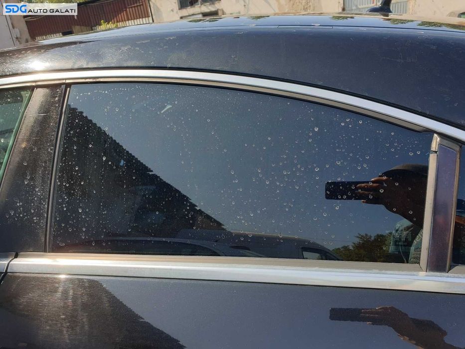 Perie Bandou pentru Geam Sticla de pe Usa Portiera Stanga Spate Mercedes CLS C219 W219 Facelift 2004 - 2010 [C0236]